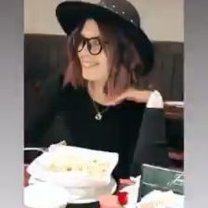 Meet your Posher, Devyn